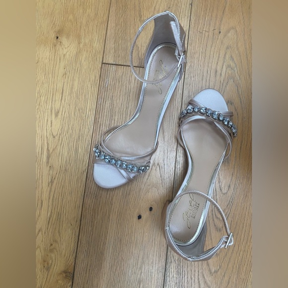 Jewel Badgley Mischka Women's Giona Block Heel Evening Sandals​ - Picture 3 of 12